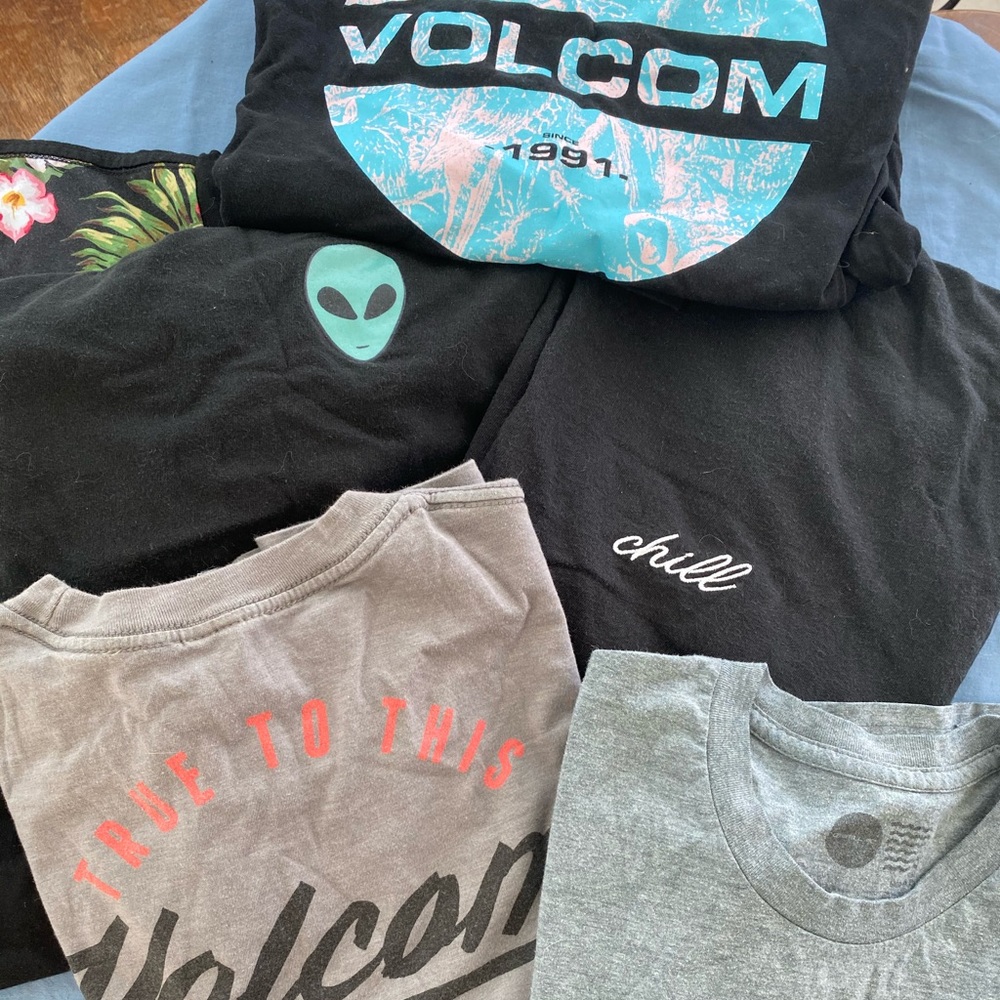 Men’s tshirt bundle 🤙🏼